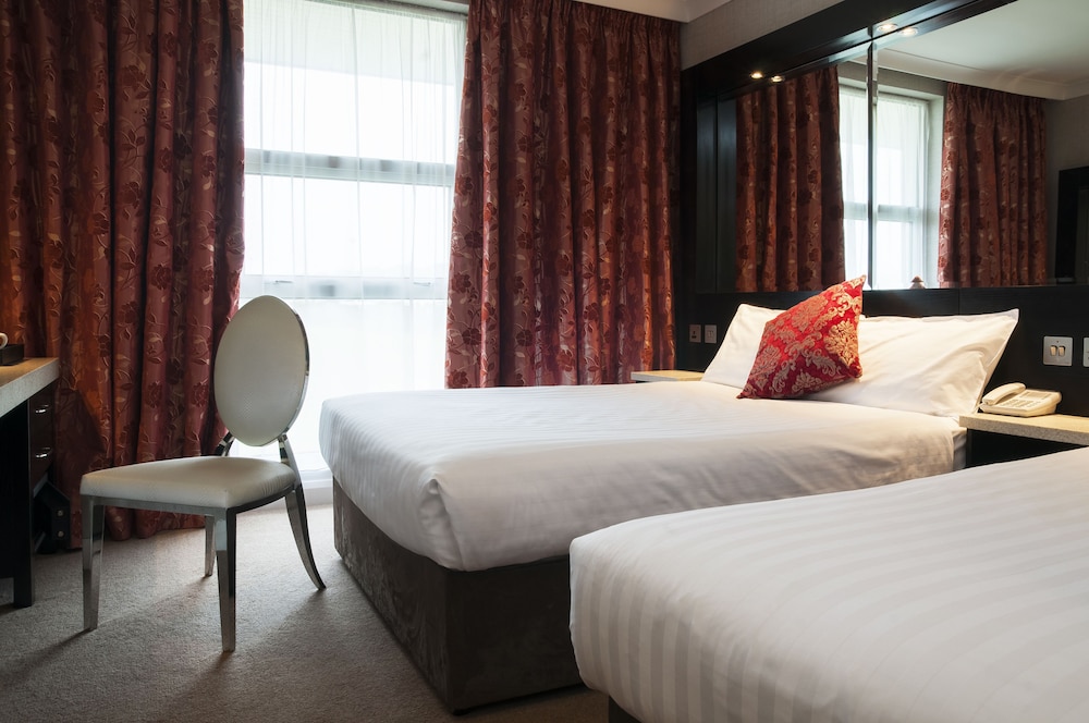 Flannerys Hotel Galway 6/60