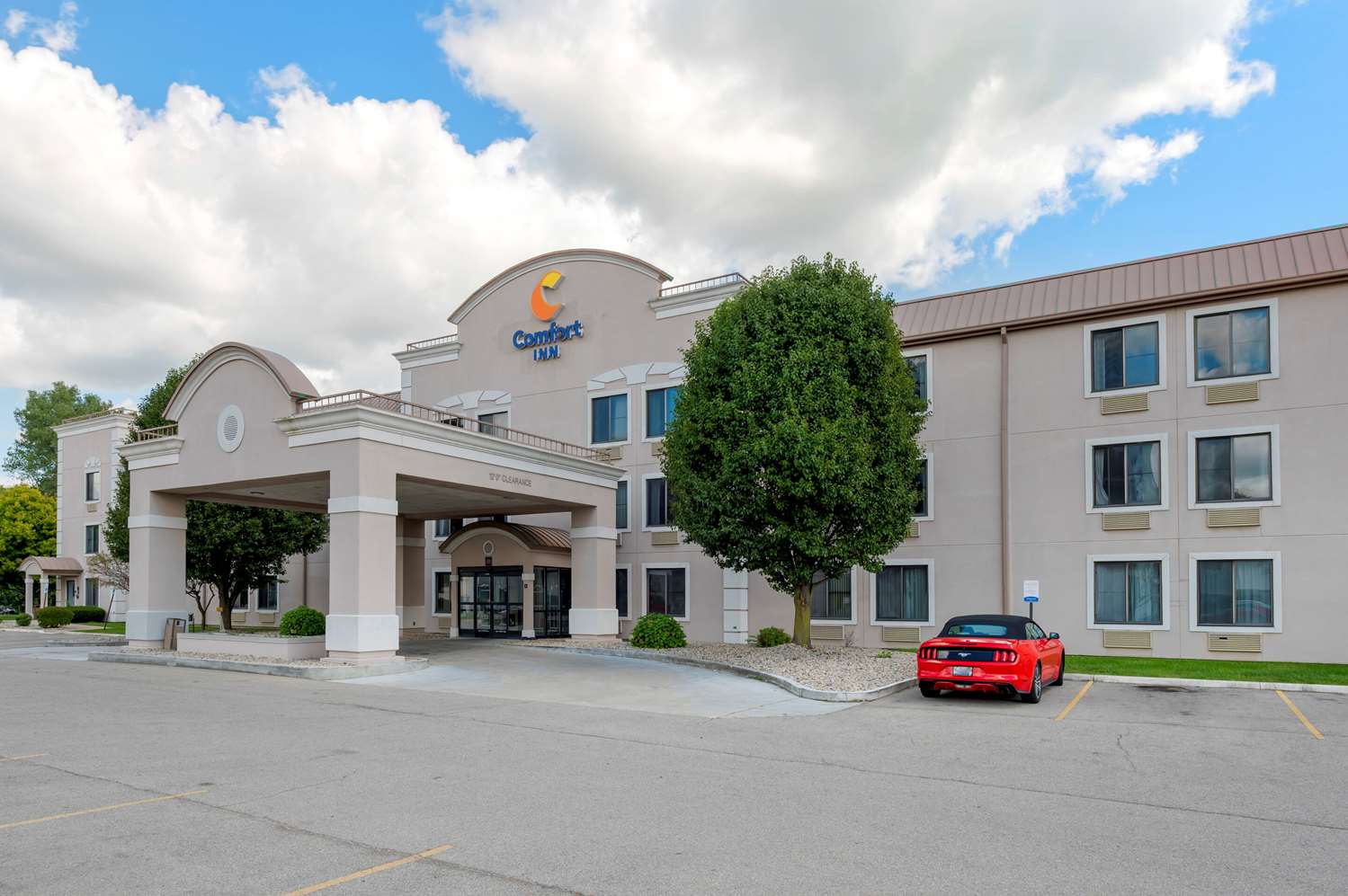 Comfort Inn Anderson South, IN 12/13