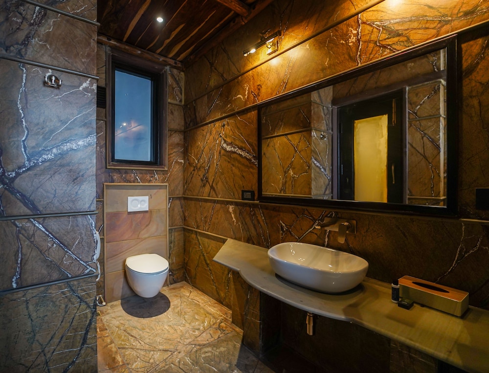 Aamaghati Wildlife Resort, Ranthambore 66/66