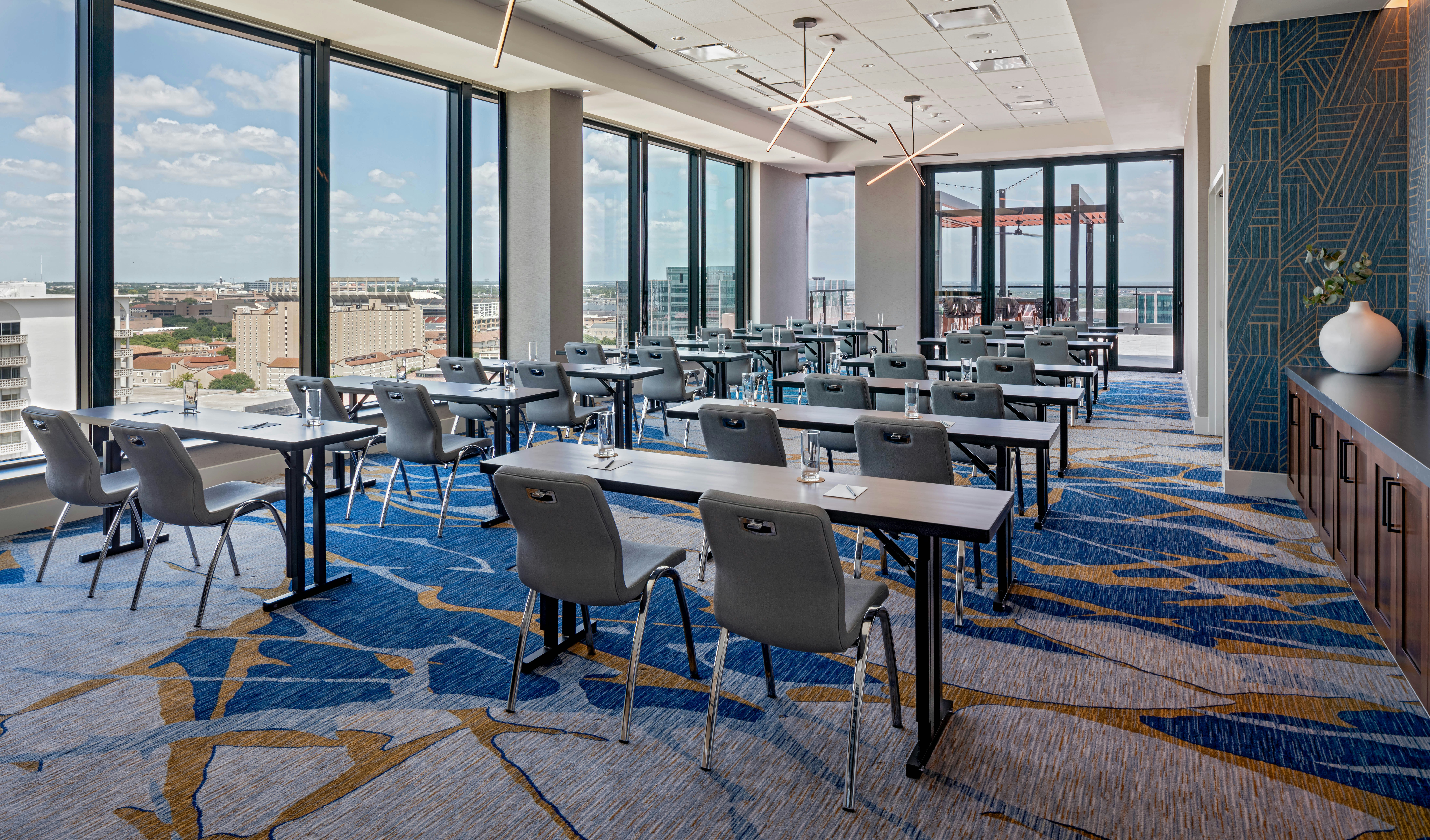 Hilton Garden Inn Austin University Capitol District 34/54