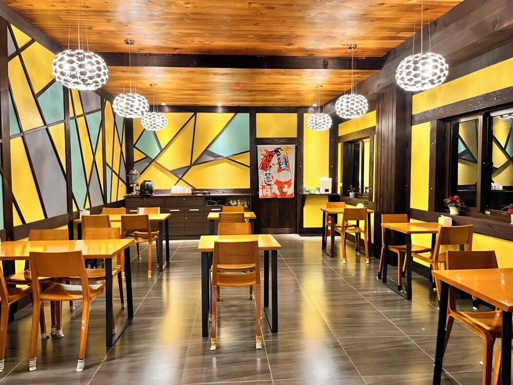 Sun Moon Lake Youngquan Hotels 38/50