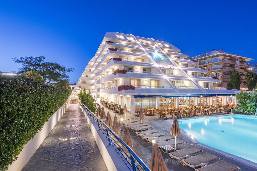 Montemar Maritim Hotel 1/54