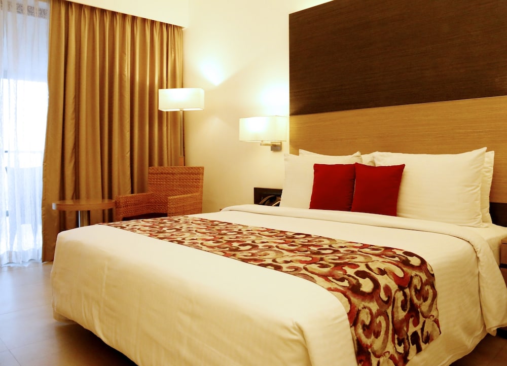 POETREE SAROVAR PORTICO 34/74