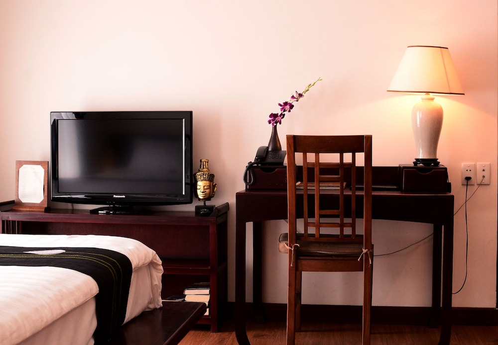 Nam Bo Boutique Hotel 64/68