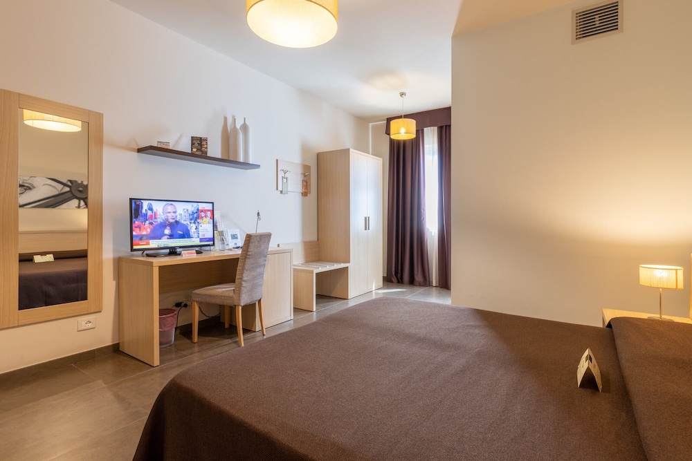 Torre Del Sud Hotel 7/66