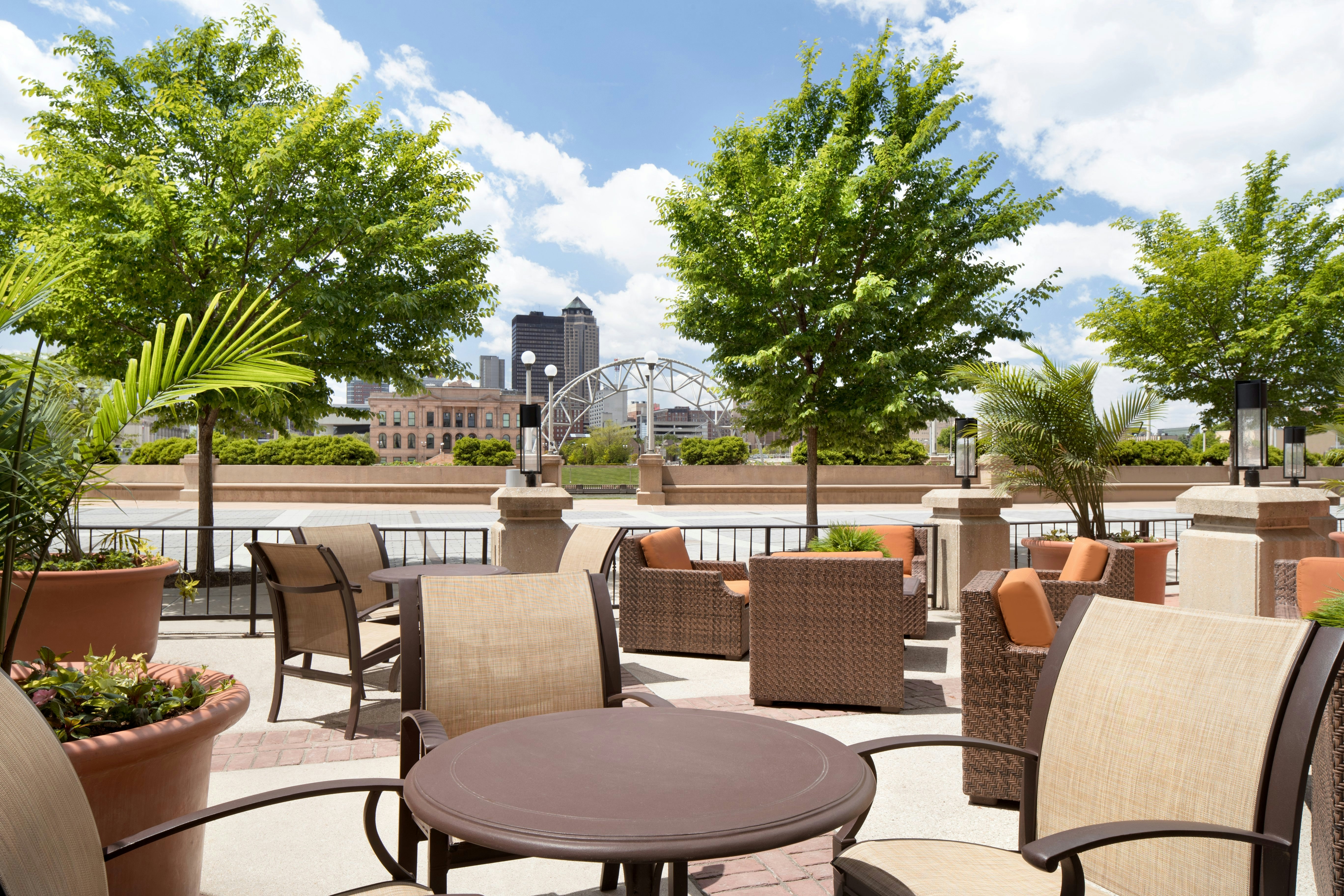 Embassy Suites Des Moines Ia 22/39