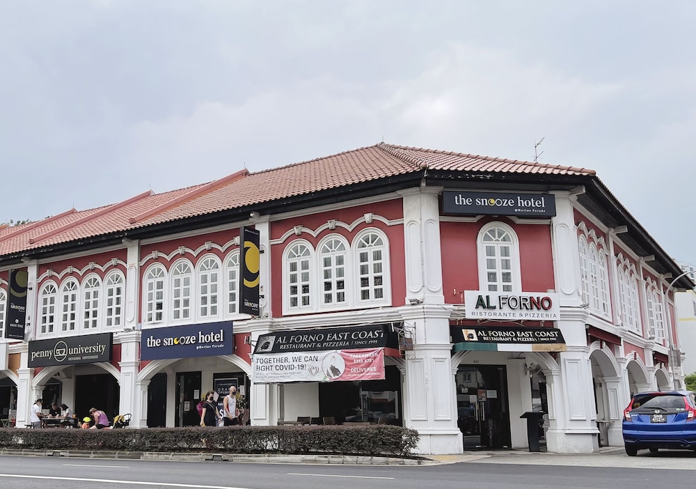 The Snooze Hotel Marine Parade (Ex Le Peranakan Hotel) 3/40