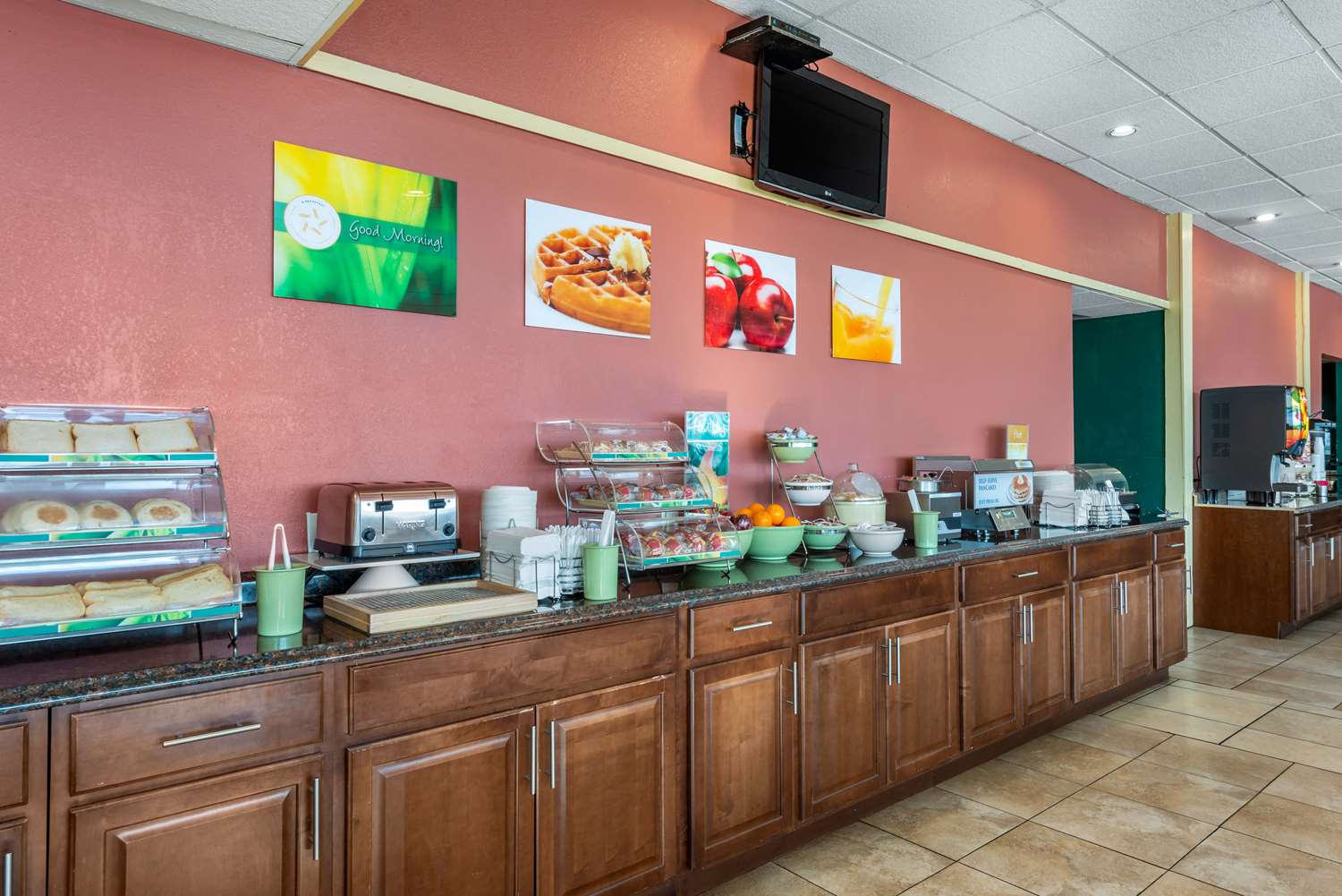 Quality Inn & Suites Palatka Riverfront 27/47