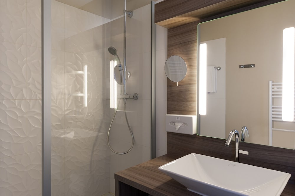 Clos St Eloi, The Originals Relais 16/51