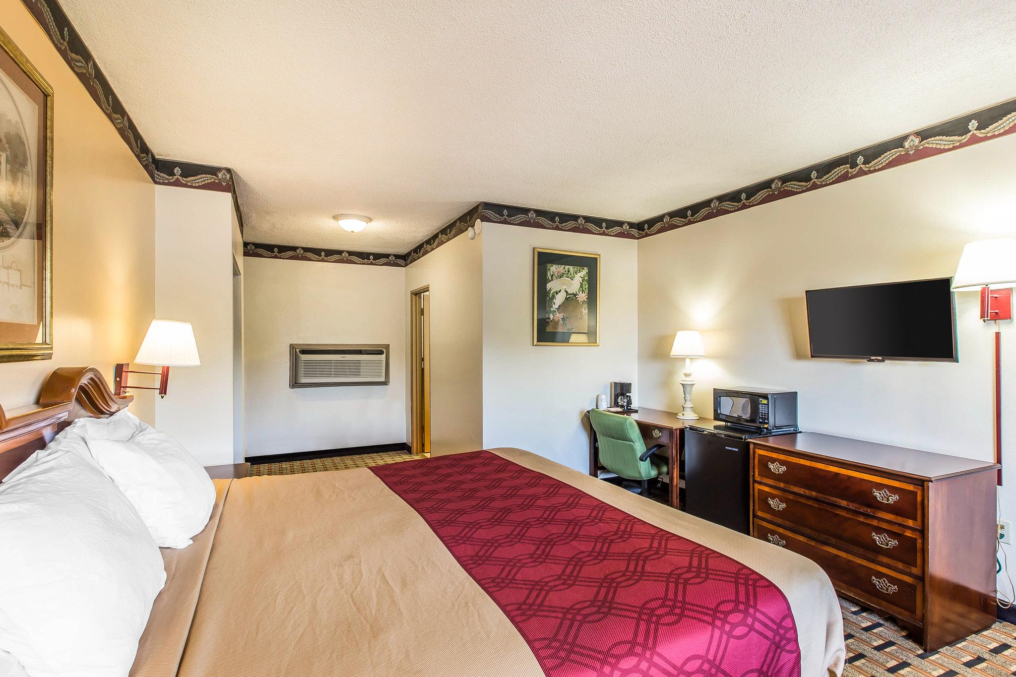 Macon GA Hotel 5/22