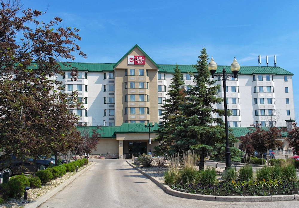 Best Western Plus Winnipeg Airport Hotel 5/45