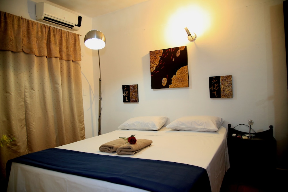 COSTANERA HOSTEL ASUNCION 36/53
