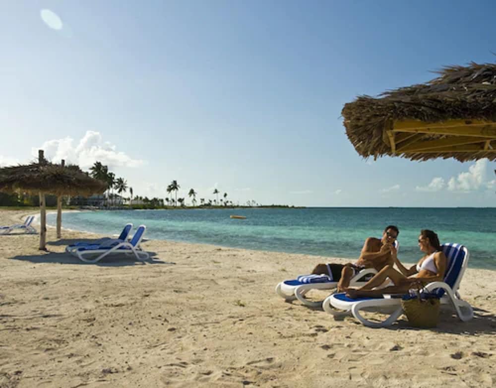 Cape Eleuthera Resort and Marina 28/40