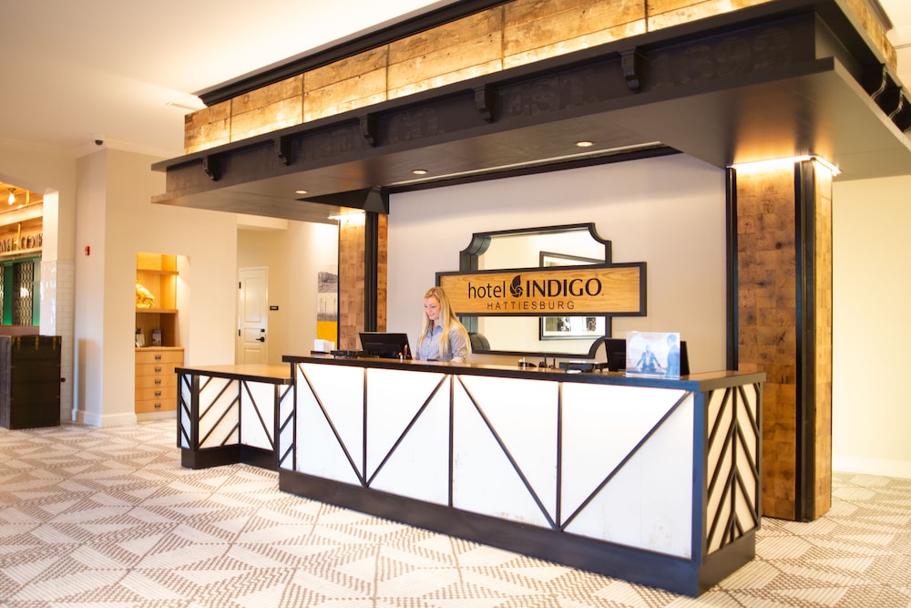 Hotel Indigo Hattiesburg 8/45