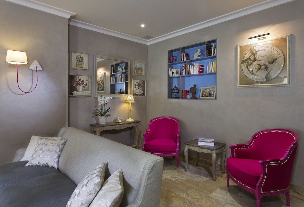Daumesnil Vincennes Hotel 44/66