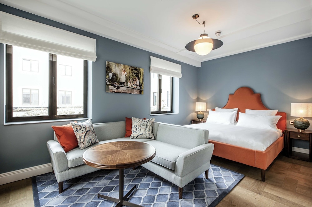 Hotel Twenty Eight 32/47