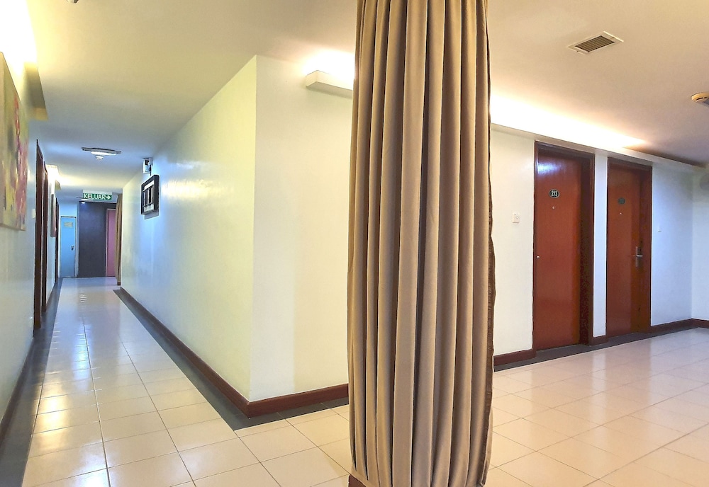 Capital O 90939 Sandakan Central Hotel 35/42