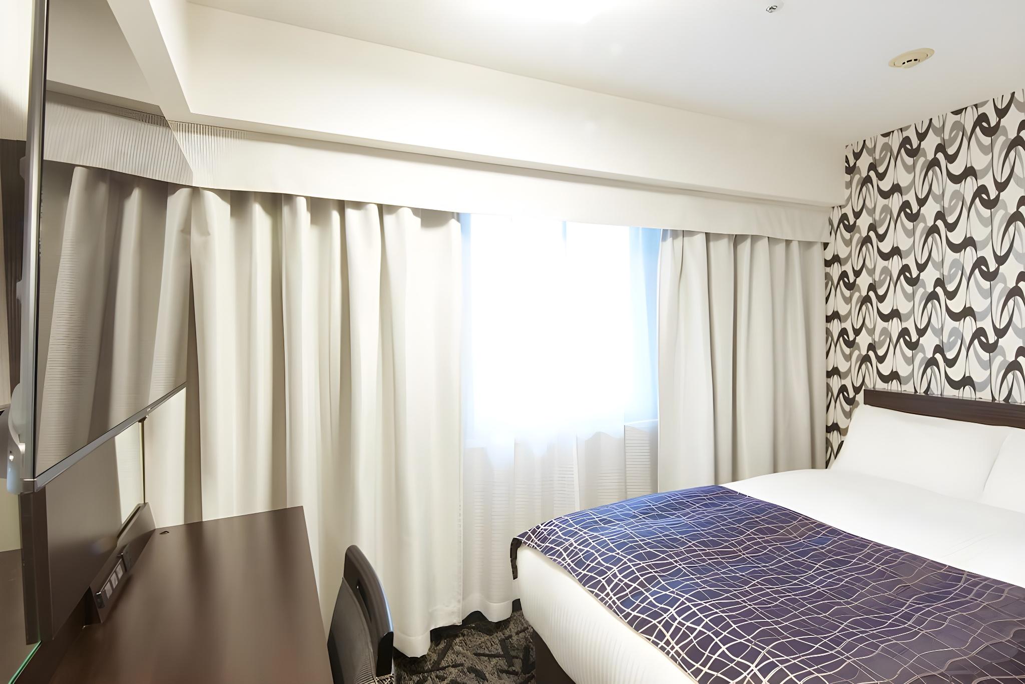 Semi Room, Semi Double Bed, Small, Smoking