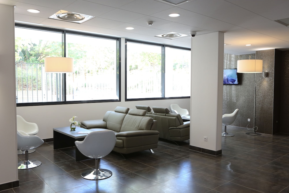 All Suites Appart Hôtel Orly Rungis 38/55