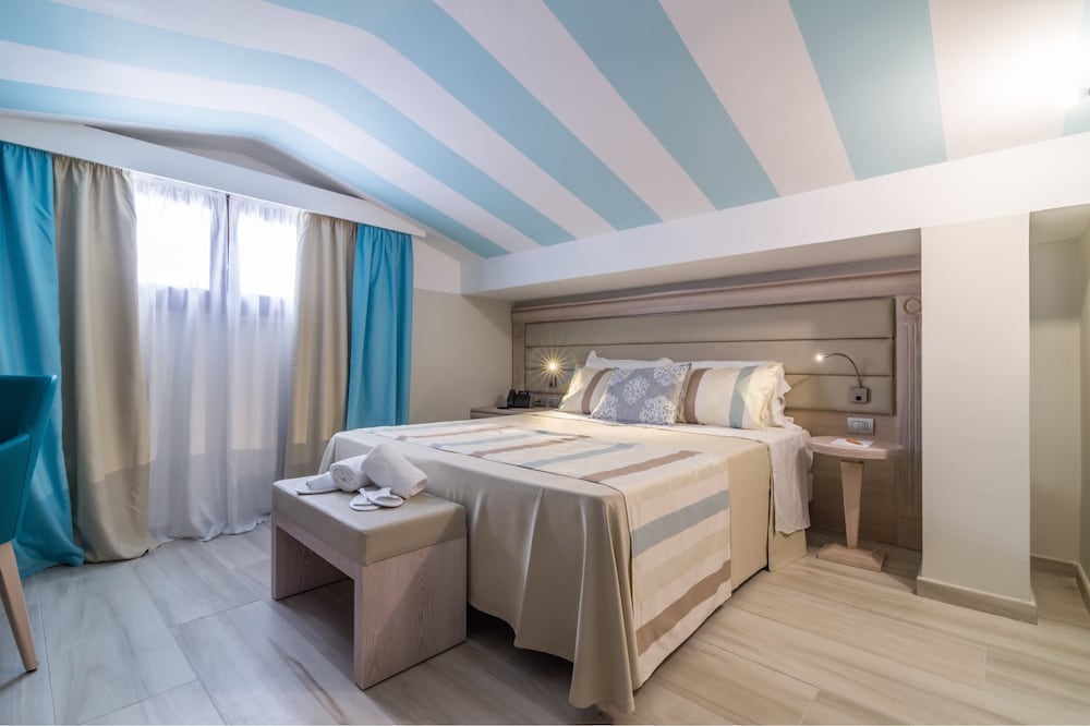 ECONOMY, DOUBLE BED