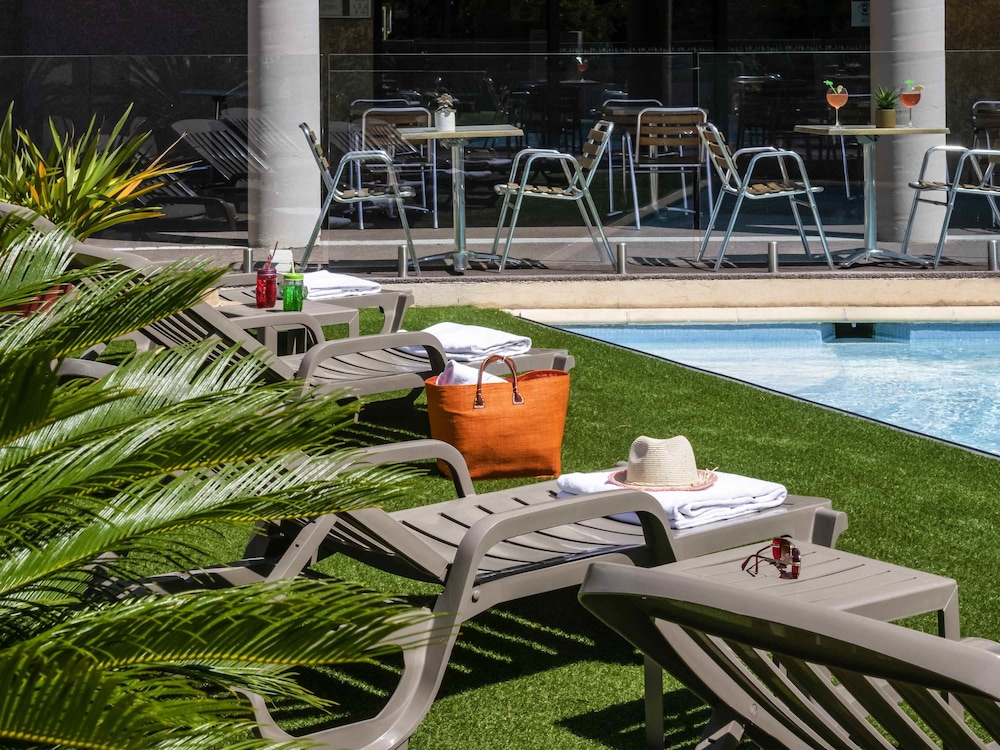 Ibis Hyeres Centre 44/50