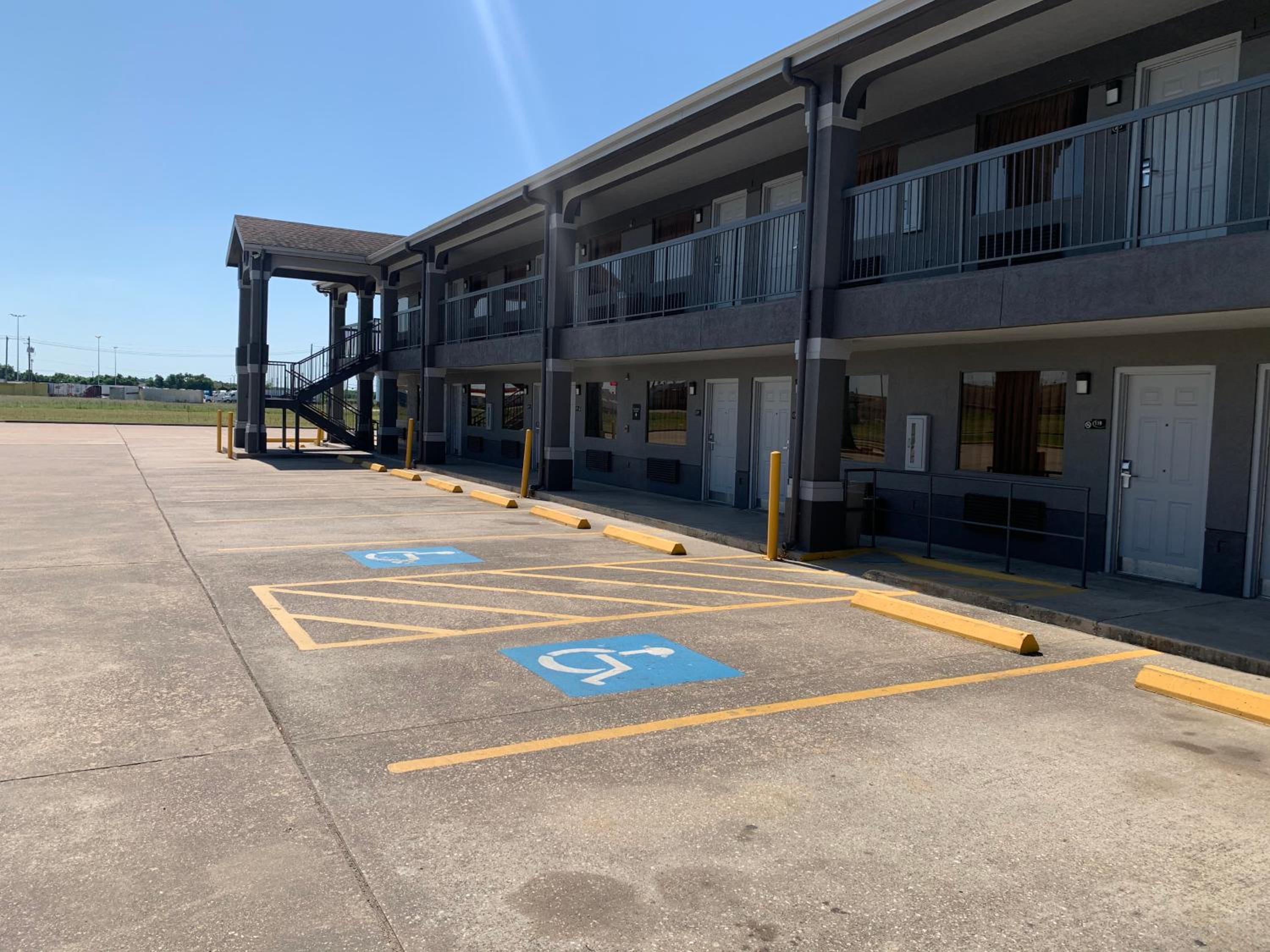 Hotel Baytown/I-10 47/56