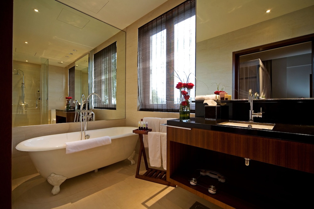 AMARA SANCTUARY RESORT SENTOSA 7/71