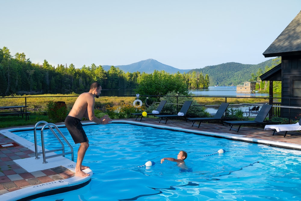 Placid Bay Hotel 20/50