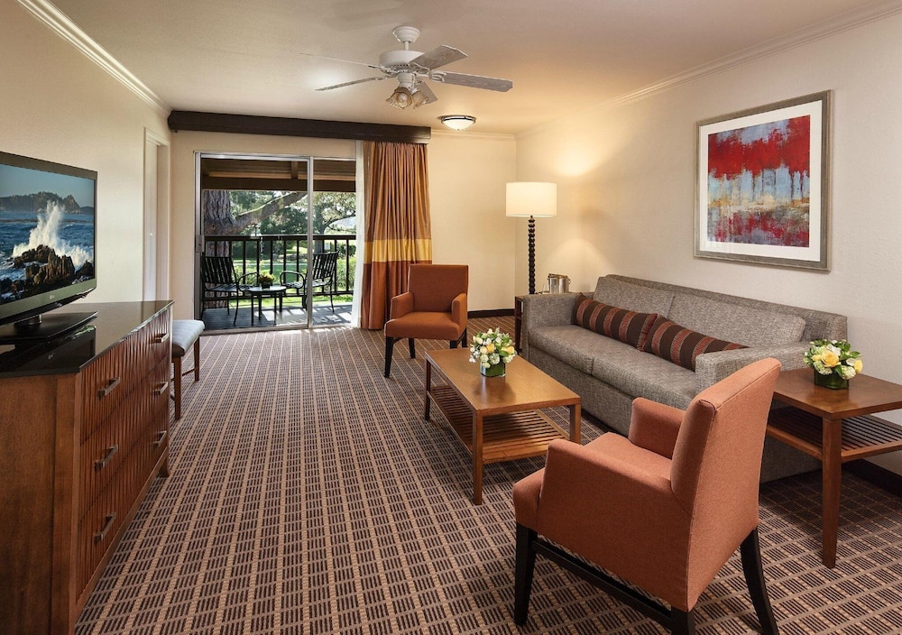 Half Moon Bay Lodge 41/59