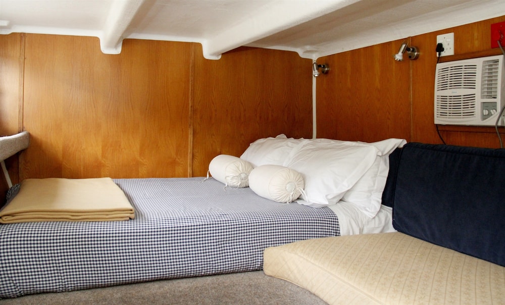 Shayamanzi Houseboats 17/50