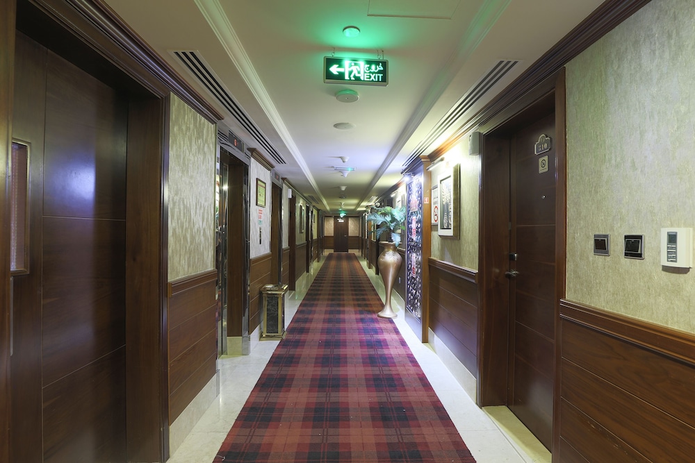 Queen Palace Hotel 24/43