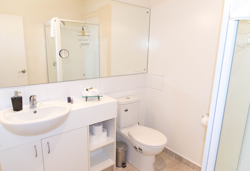 Queenstown House Boutique Bed and Breakfast and Apartments 45/50