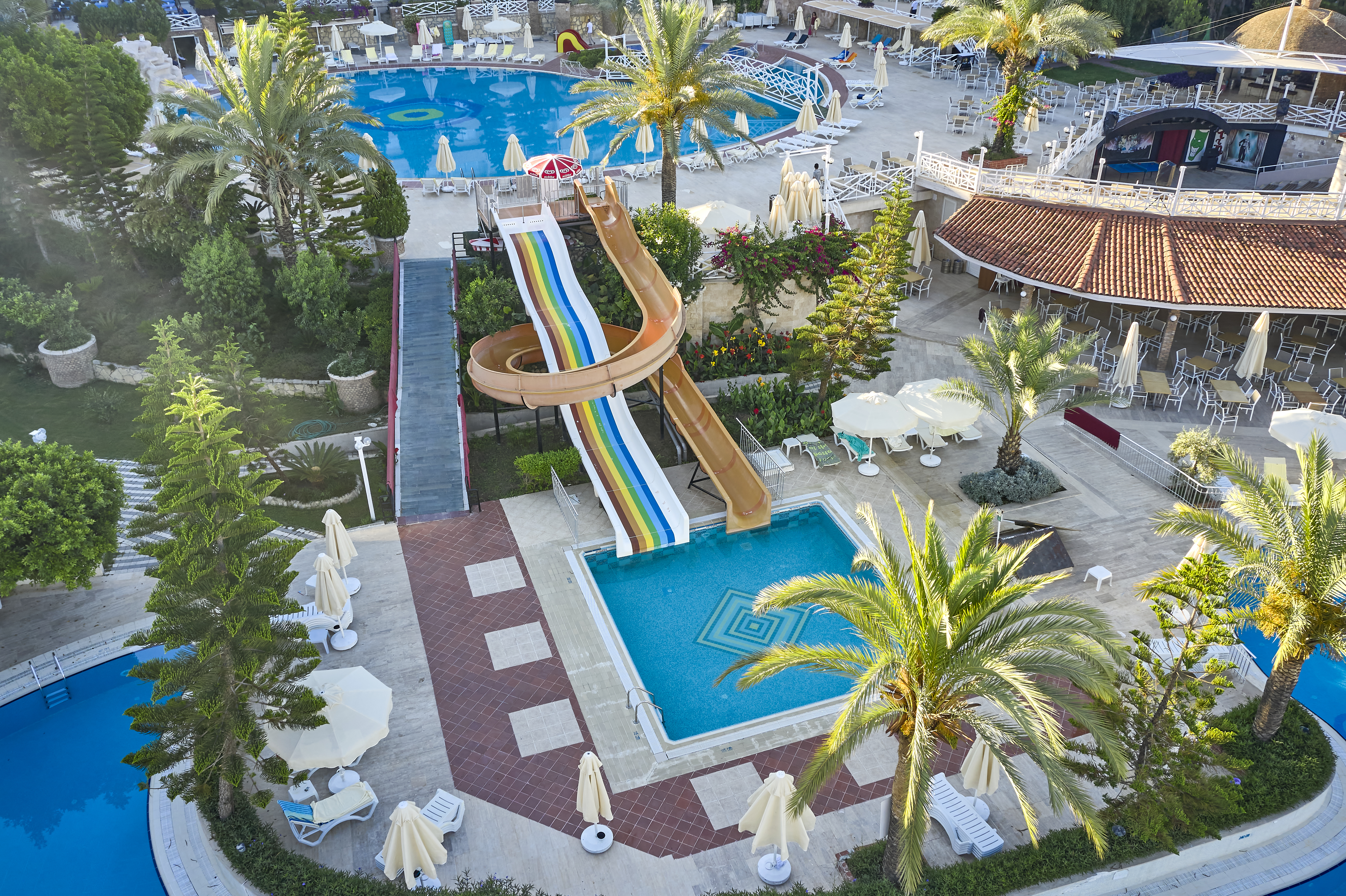 Seaden Corolla Hotel 40/50