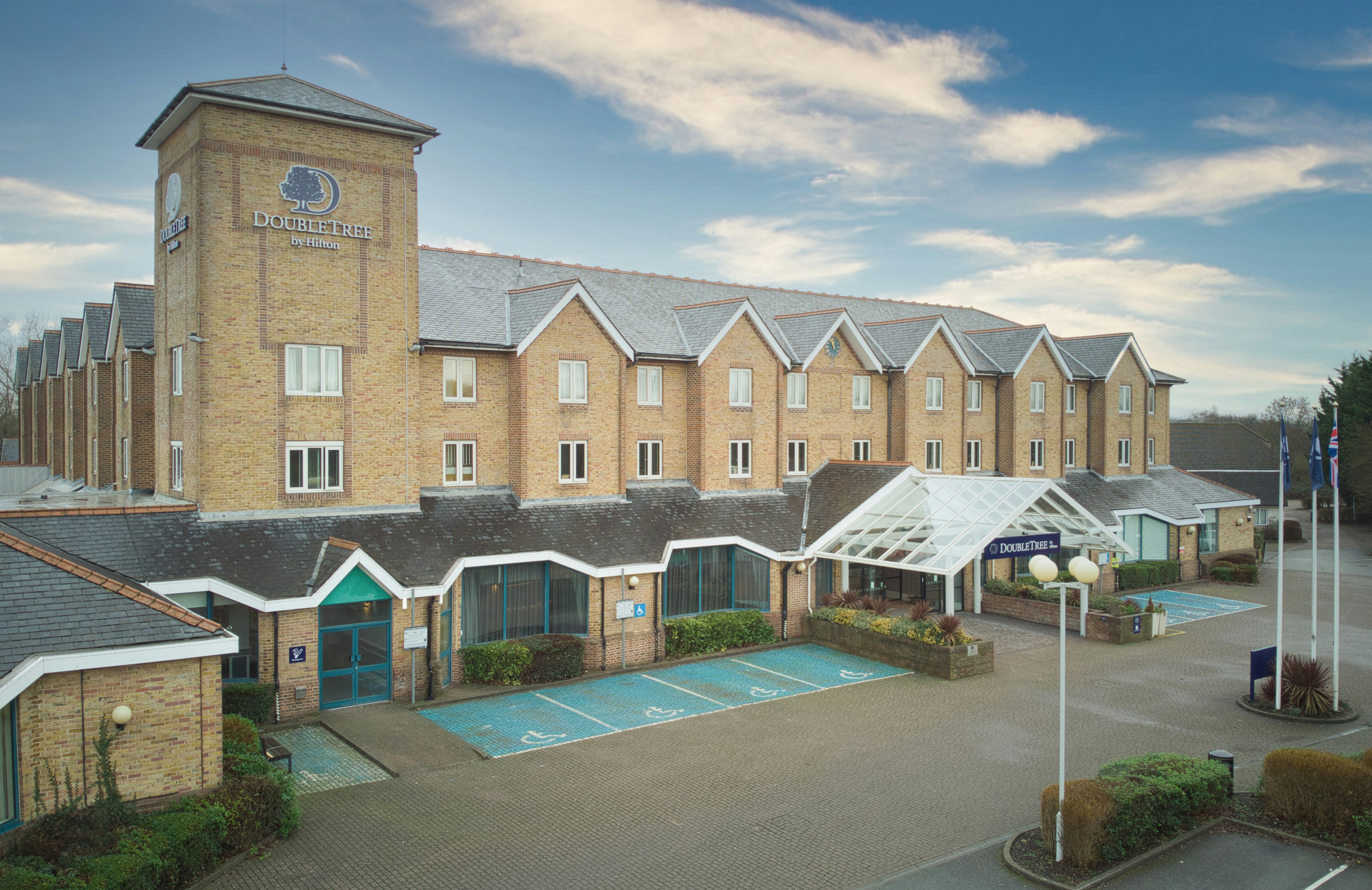 DoubleTree by Hilton London Elstree 73/73