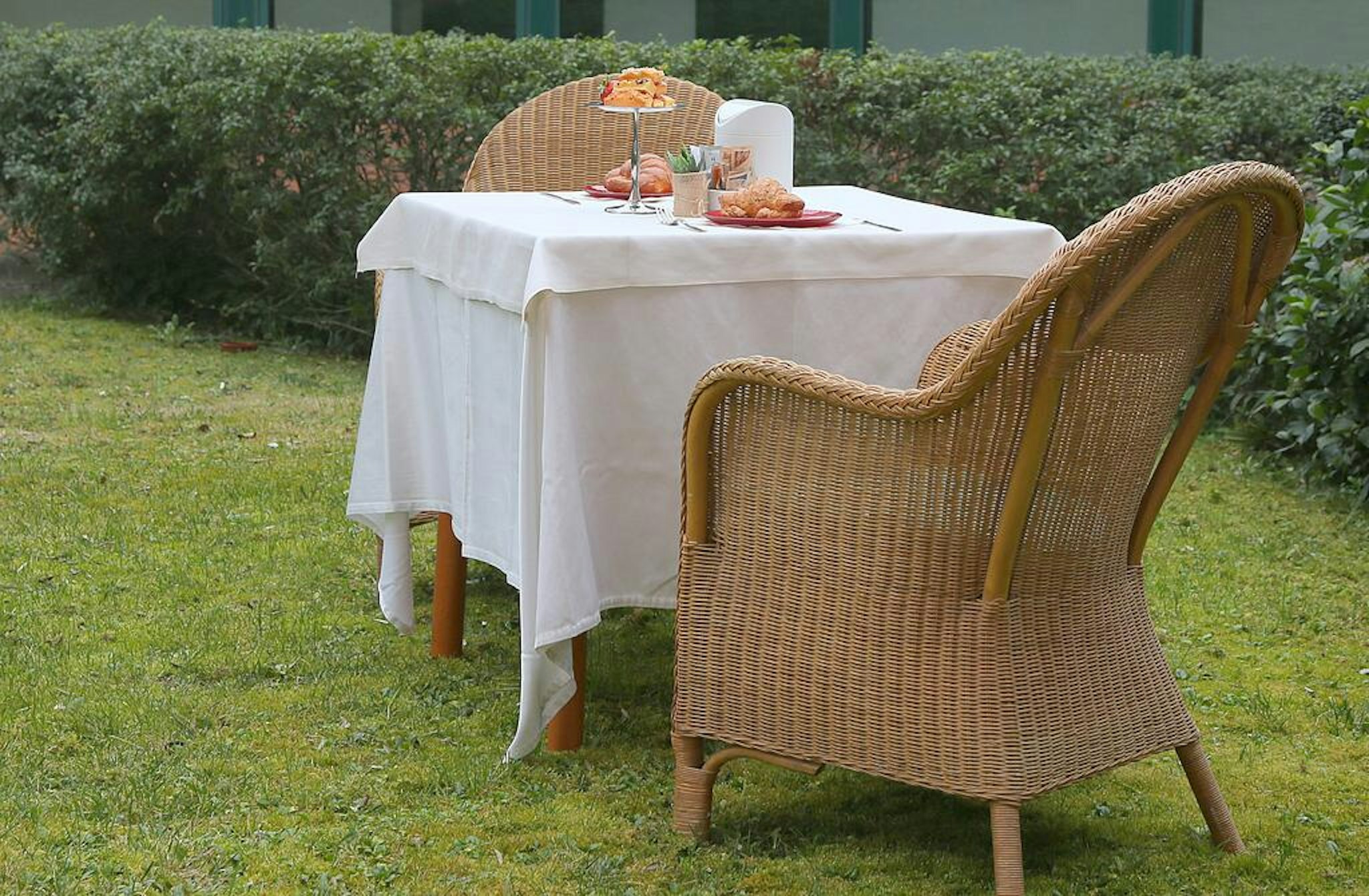 Phi Hotel Emilia 25/26
