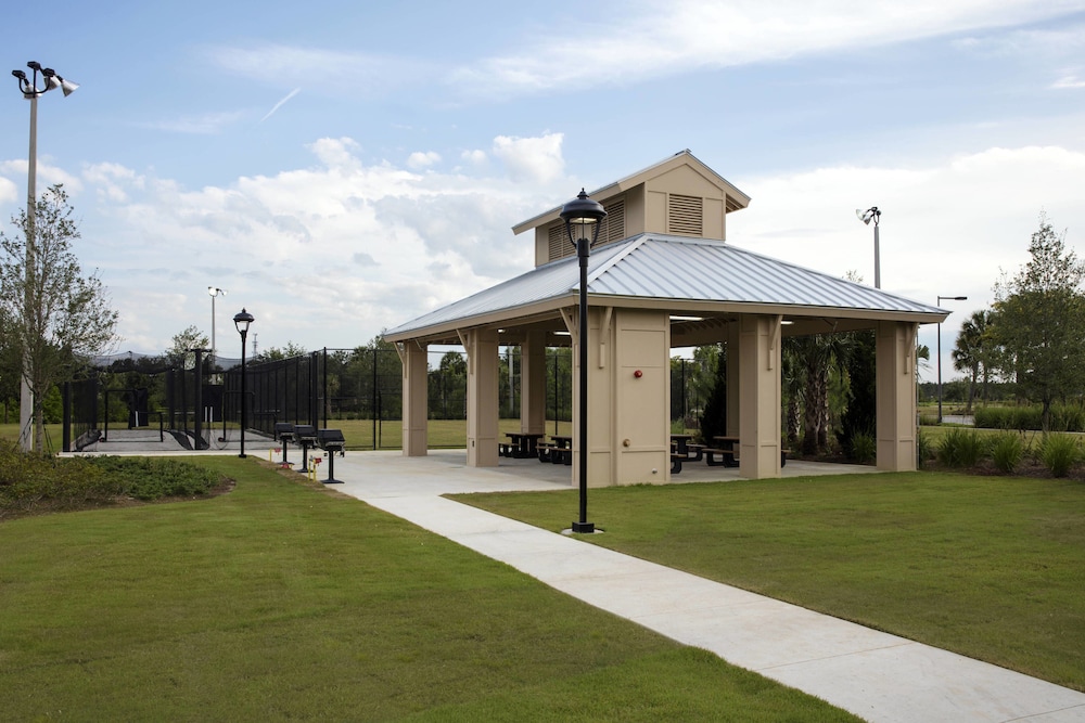 TownePlace Suites Orlando at Flamingo Crossings Town Center/Western Entrance 7/69