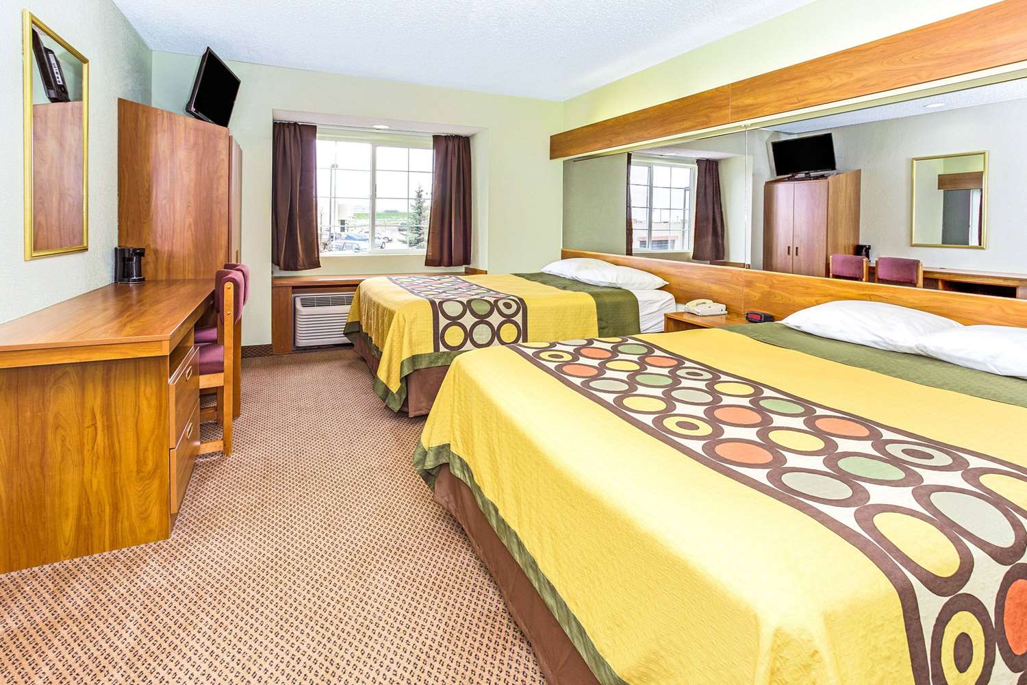 Spark by Hilton Parker Denver SE 5/11