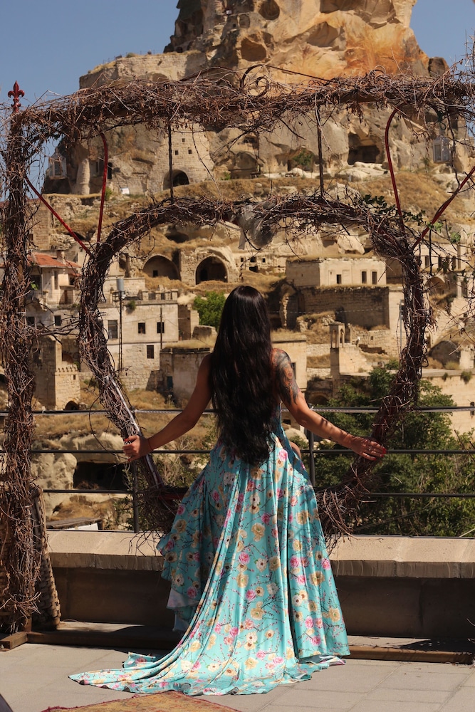 Mahzen Cave Hotel 40/55