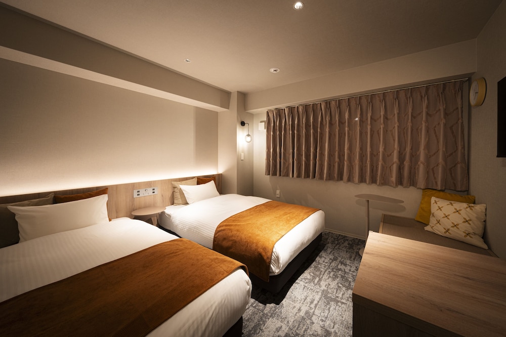R Hotel Namba South 17/50