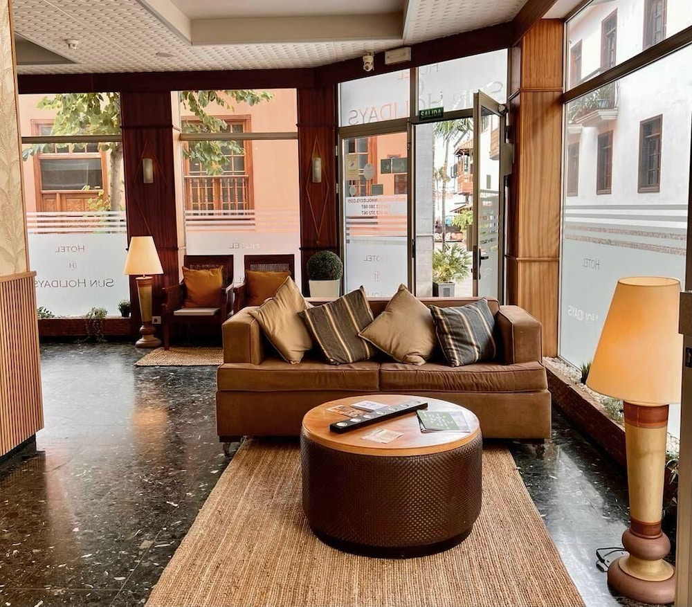 Sun Holidays Hotel 42/59