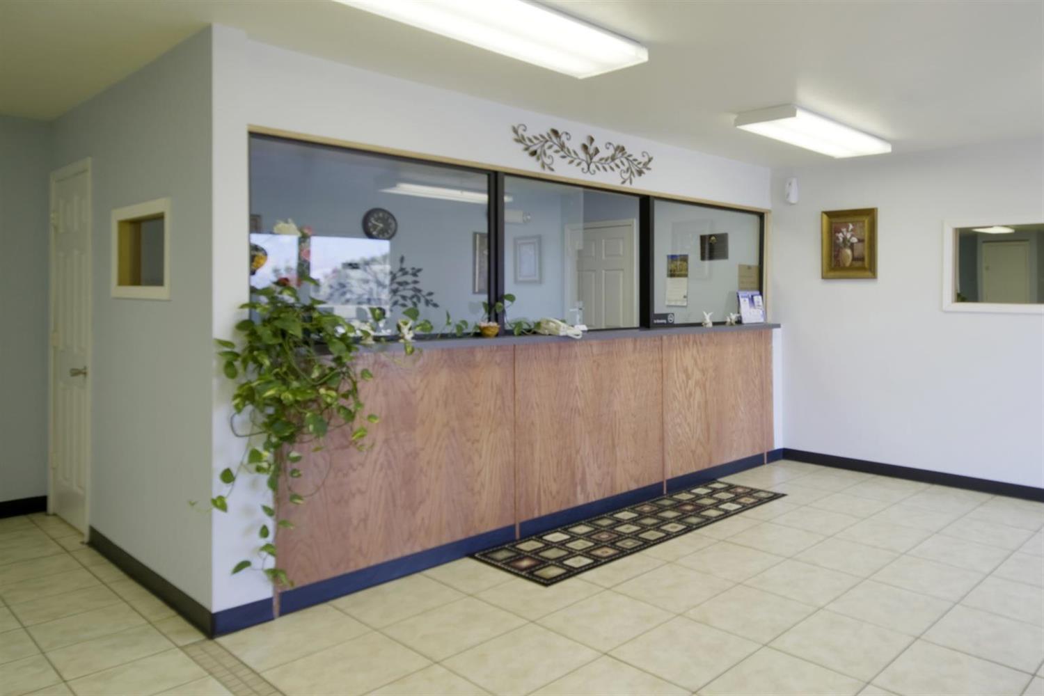 Americas Best Inn Muskogee 3/17