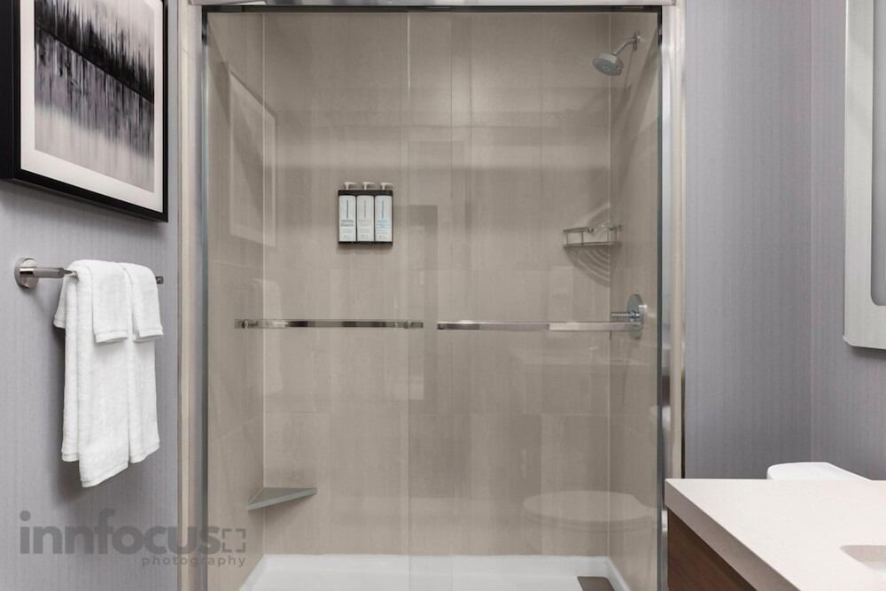 Hyatt Place Mississauga Airport Corporate Centre 46/50