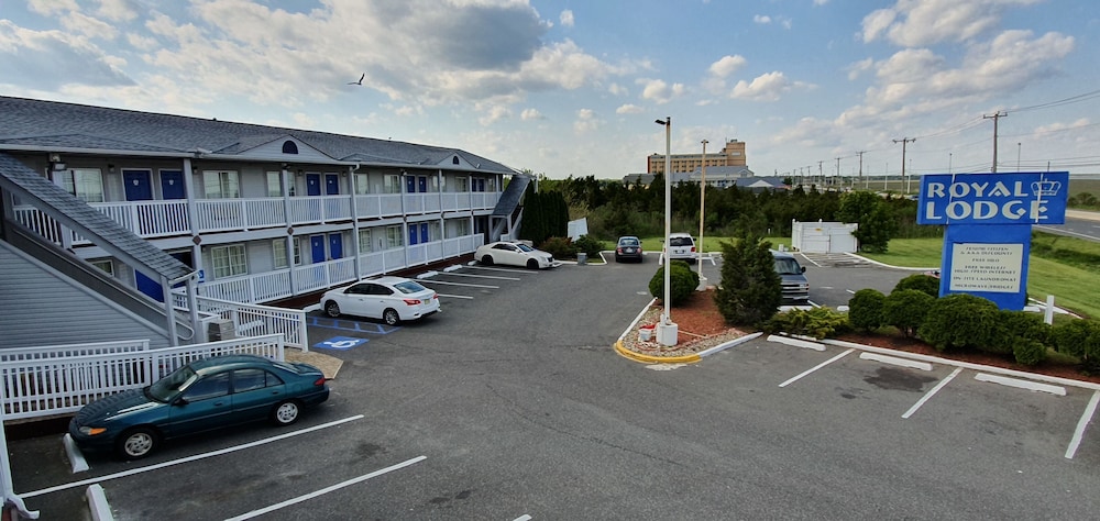 Royal Lodge Hotel Absecon 19/29