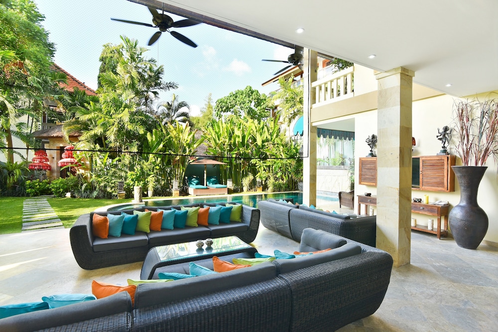 Bali Mystique Hotel And Apartments 56/79
