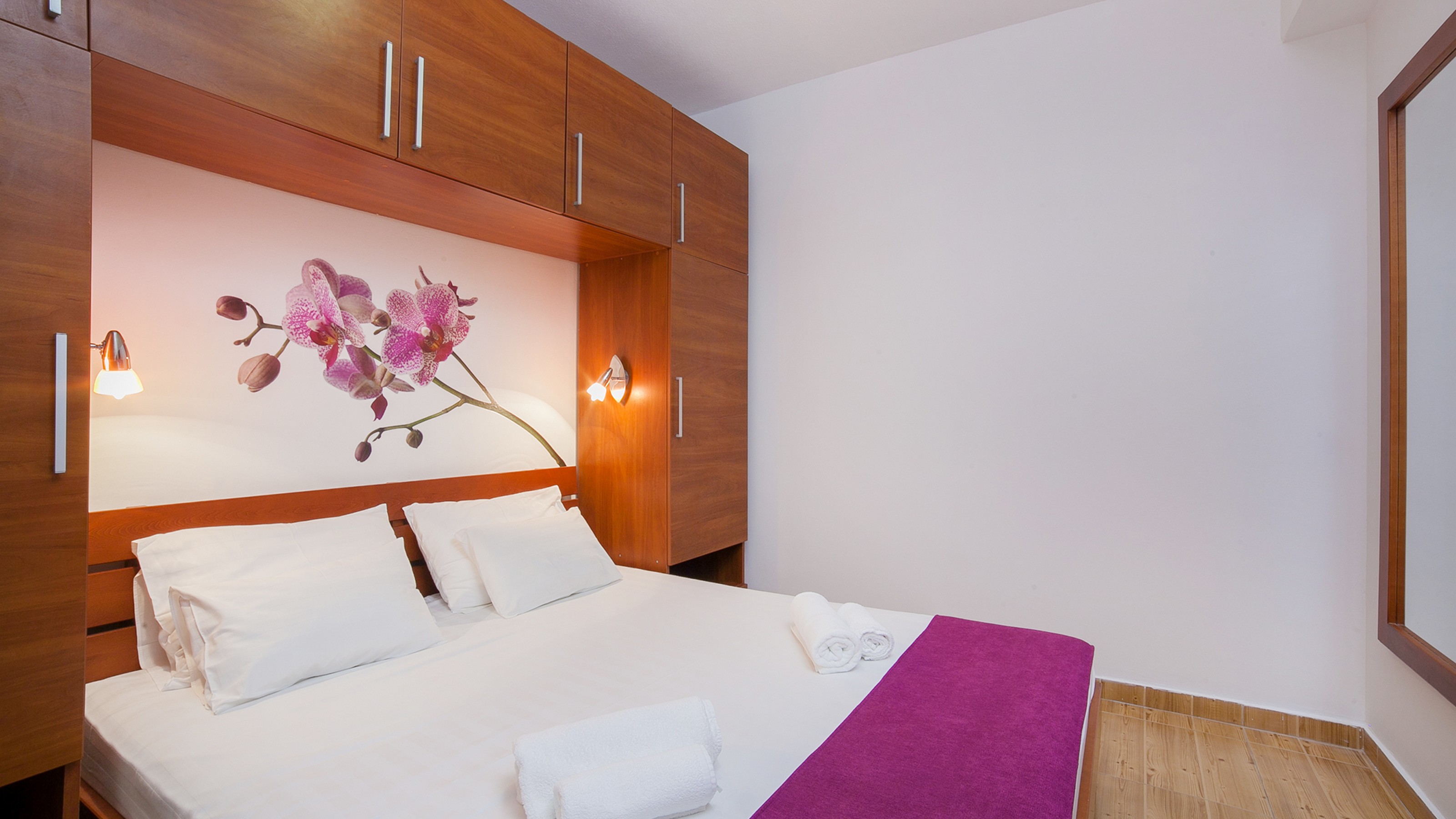 1 Bedroom, Apartment, Shared Balcony، Raymond Apartments 2/3