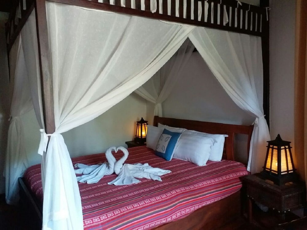 CLASSIC, KING BED