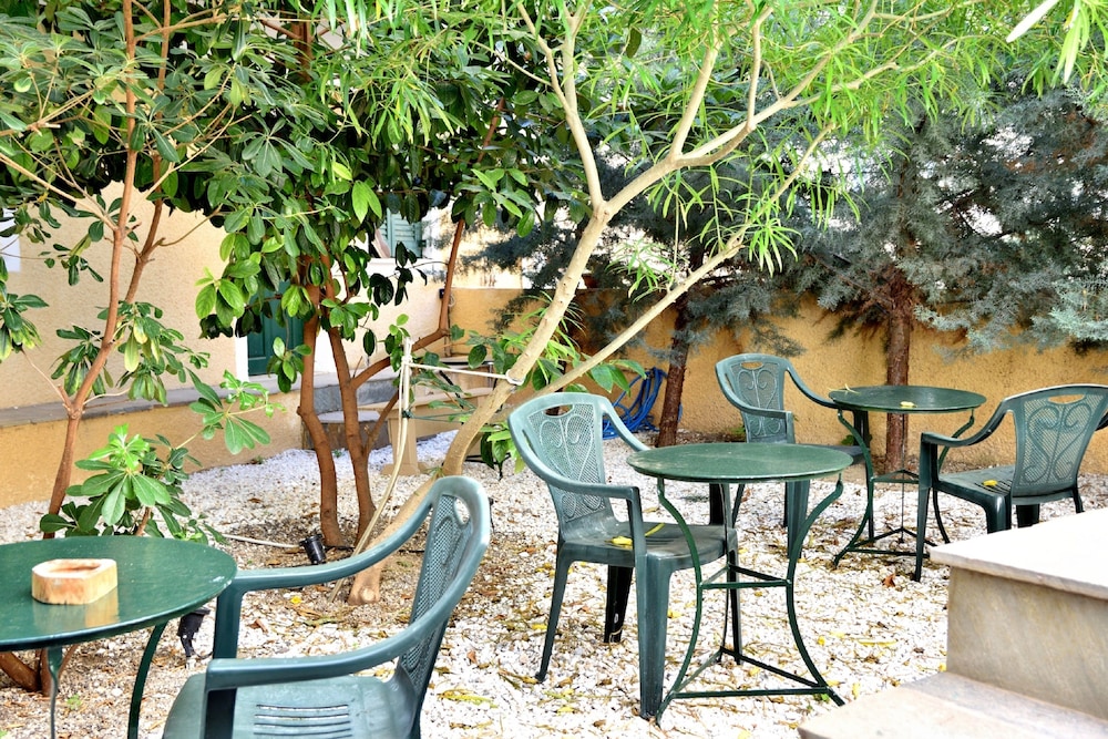 Aegina Hotel 58/73