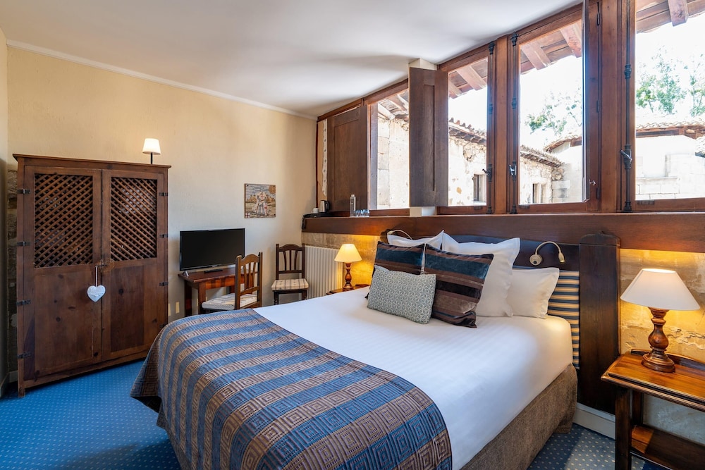 Standard, Double Bed