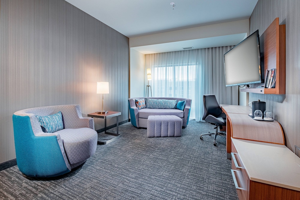 Courtyard by Marriott Toledo West 40/59
