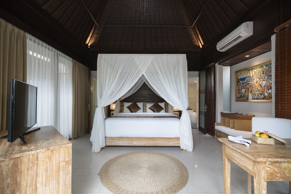 d'Nusa Beach Club and Resort 12/50